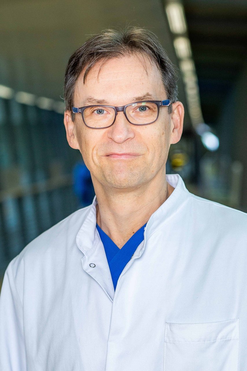 Erfurt , 250220 , Helios Klinikum Erfurt , Shooting Kliniken , Thoraxchirurgie , CA Kluge und Oberärzte 
Foto: Bild13/Helios Kliniken