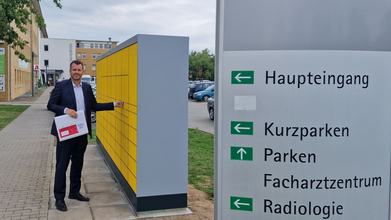 Neue DHL-Packstation am Helios Klinikum Salzgitter