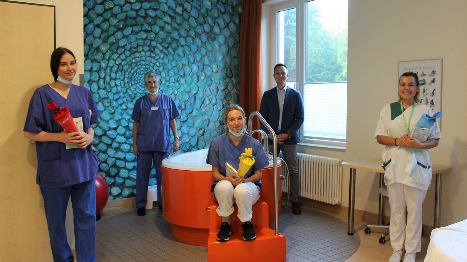 Ausbildungsstart für 3 Hebammenstudentinnen an der Helios Mariahilf Klinik Hamburg