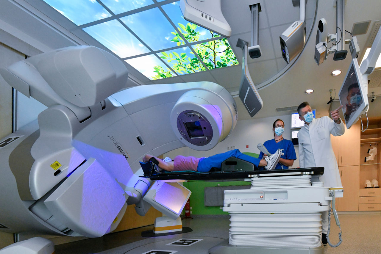 Strahlentherapie ist zentrale Behandlung bei Krebs im HNO-Bereich 