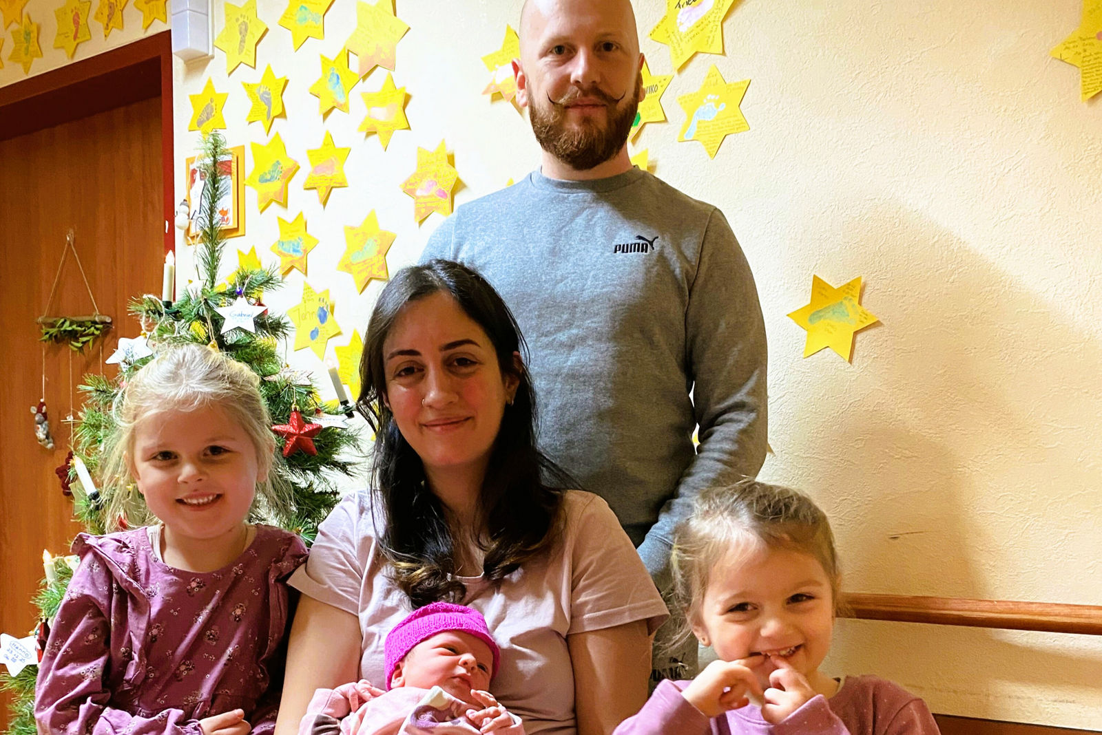 Das Wipperfürther Neujahrsbaby in der Helios Klinik