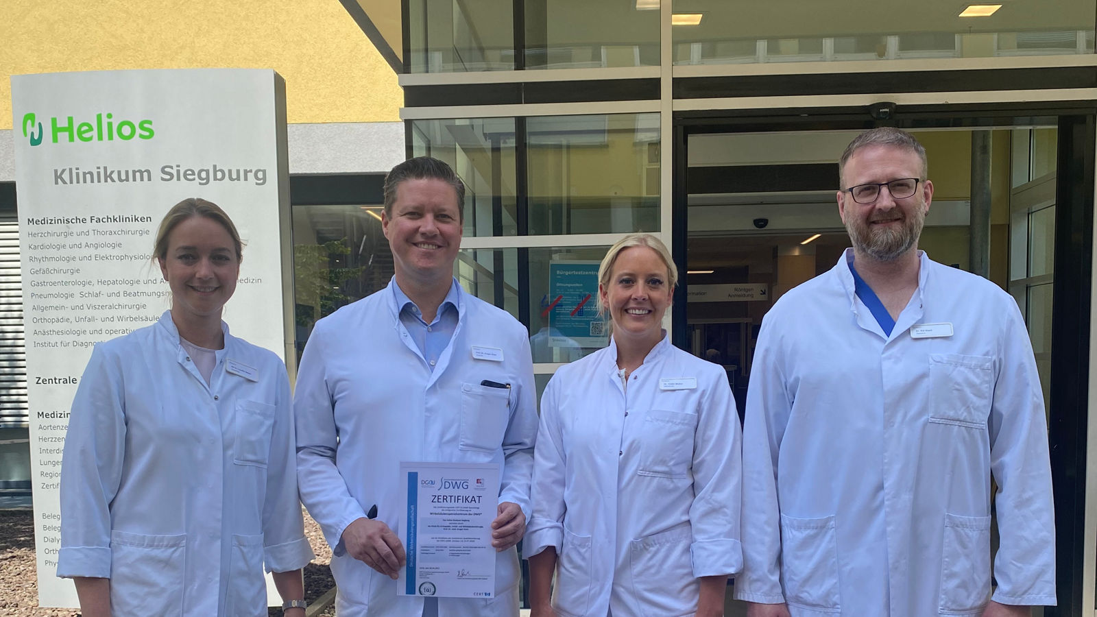 Helios Klinikum Siegburg erfolgreich als Wirbelsäulenspezialzentrum der DWG zertifiziert