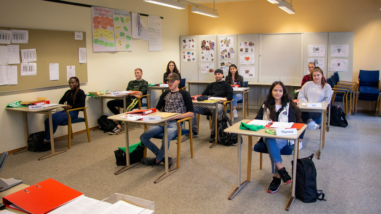 Ausbildungsstart in Corona-Zeiten für die neuen Pflegefachhelfer am Helios Bildungszentrum