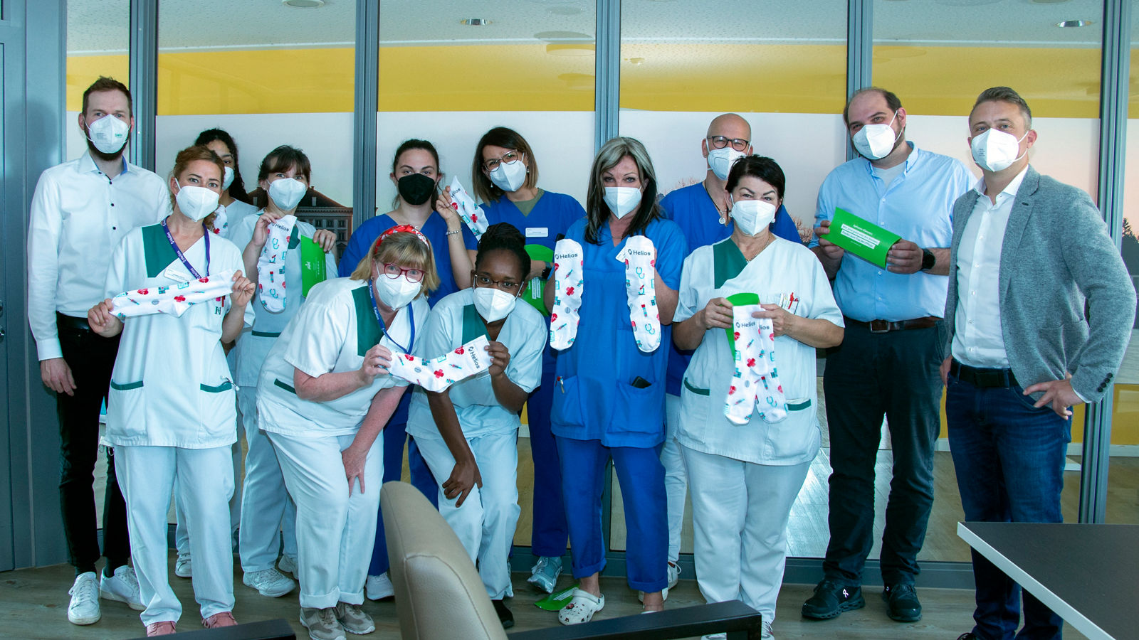 Tag der Pflege: Ein Dankeschön von den Amper-Kliniken 