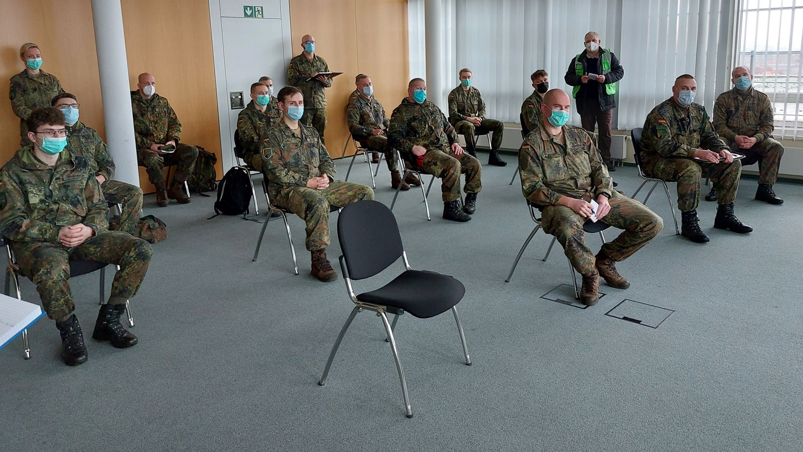 Soldaten unterstützen Helios Kliniken Schwerin