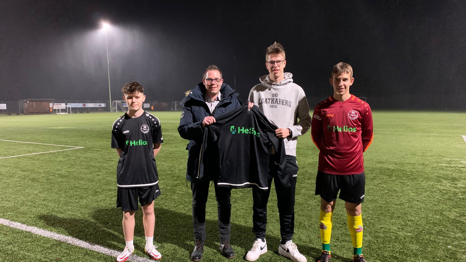 Neue Ausstattung für die Jugendfußballer der SG Agathaberg 