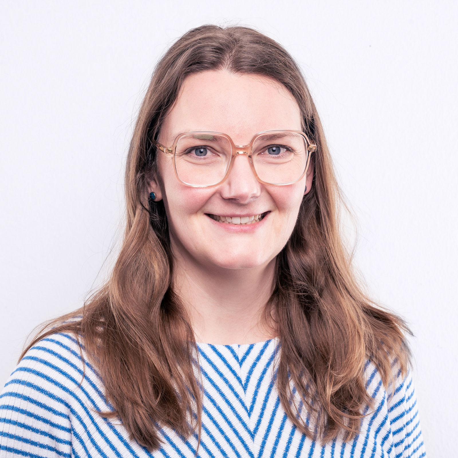 Eva Stolper