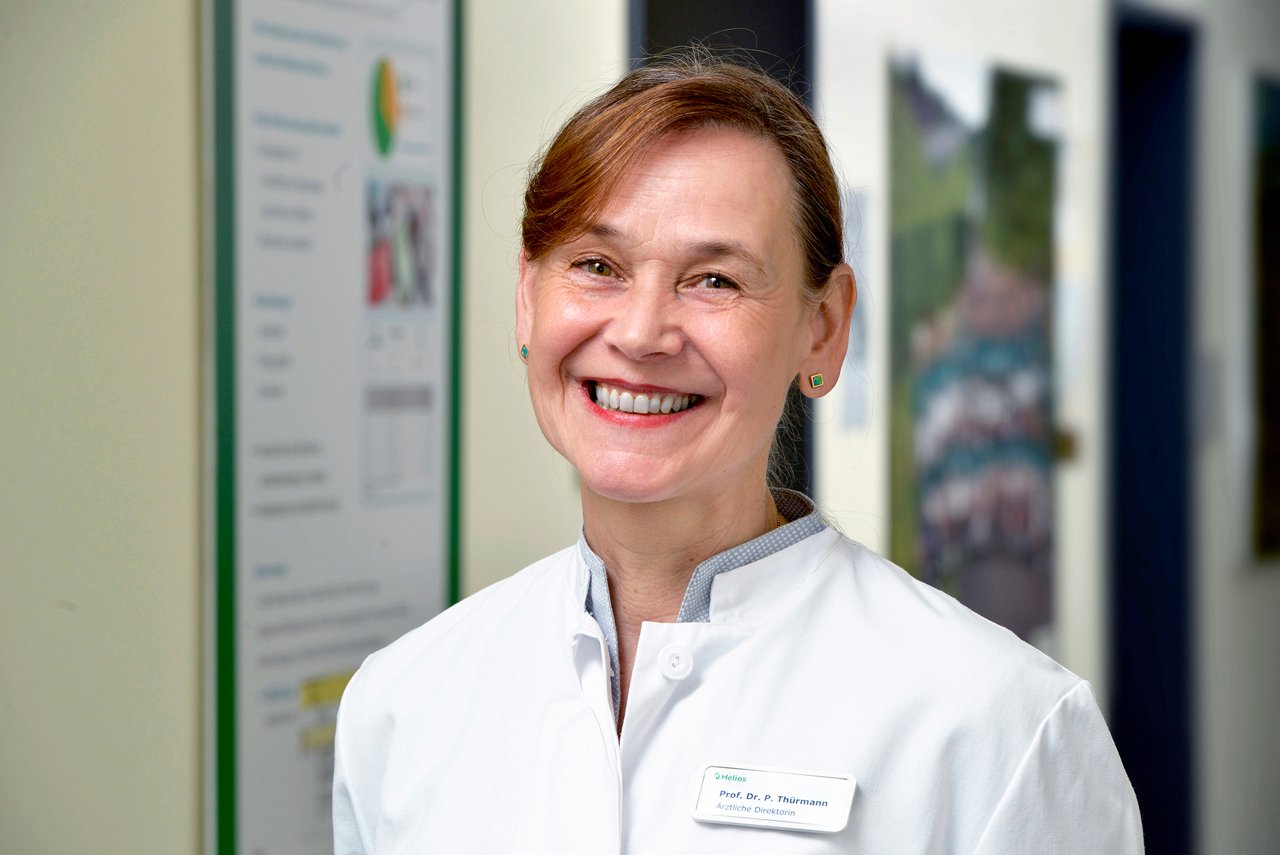 HELIOS Kilinikum Wuppertal: Prof. Dr. med Petra ThÃ¼rmann (Ã rztliche Direktorin), 09.04.2018