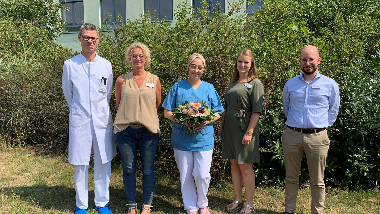 Freude in der Radiologie: Bestandene Kenntnisprüfung unserer Tunesierin Suzanne