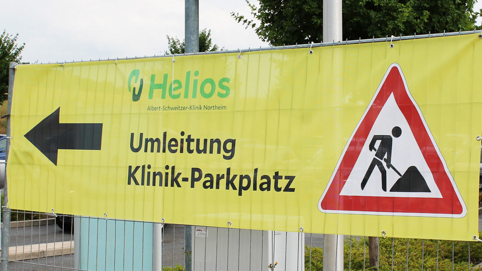 Umleitung zum Klinik-Parkplatz