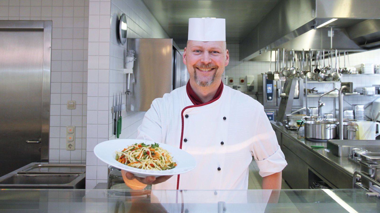 Vielfältige vegane Küche ab Juni in der Cafeteria