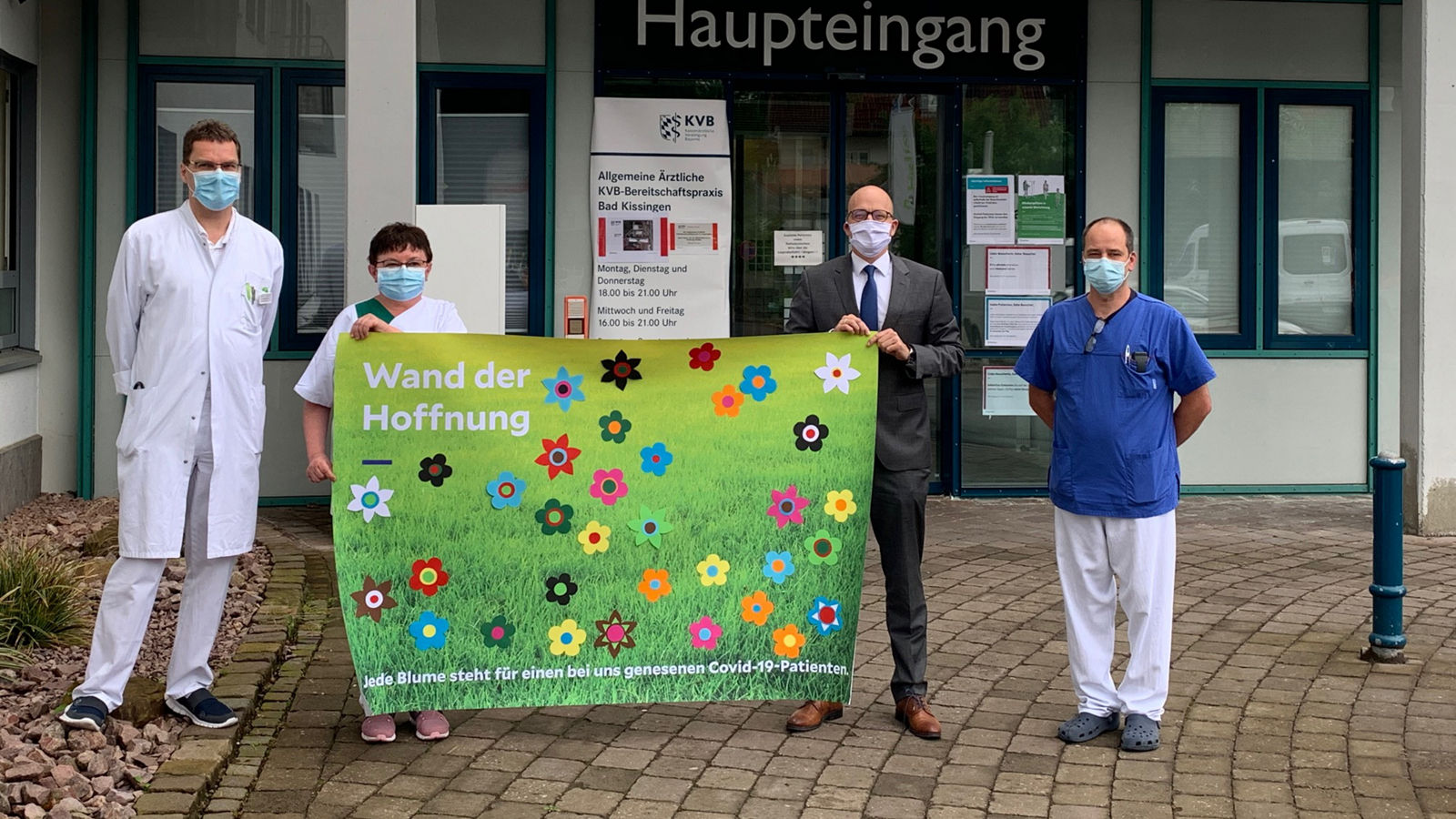 Blumenwiese als Symbol für Hoffnung gegen eine tückische Krankheit