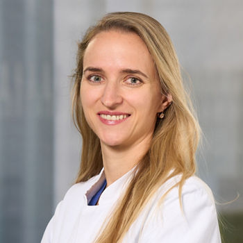 Elisabeth Bidlingmaier - in Elternzeit