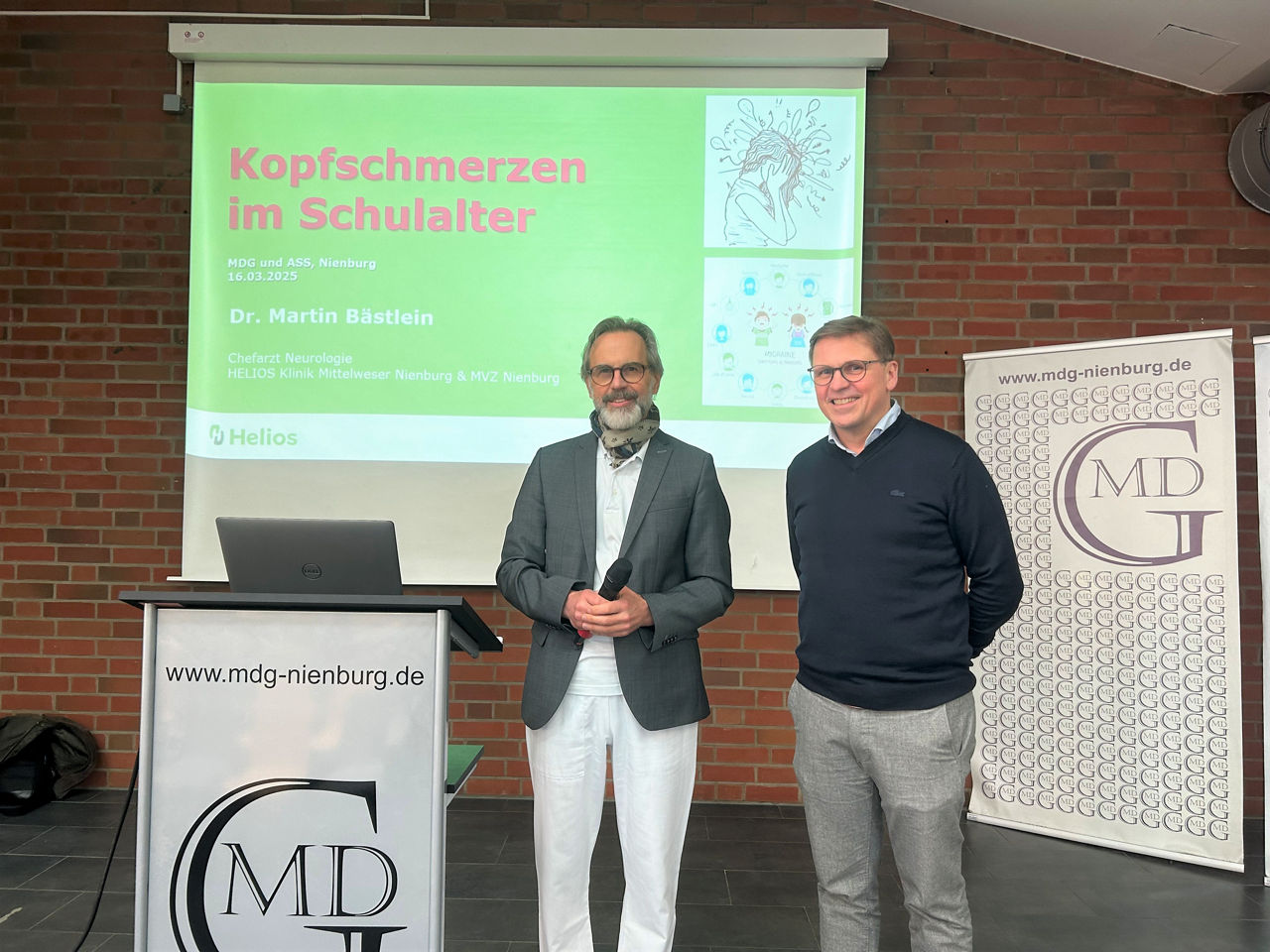 Kopfschmerzen im Schulalter: Chefarzt der Neurologie hielt Vortrag für Oberstufenschüler an Nienburger Gymnasien
