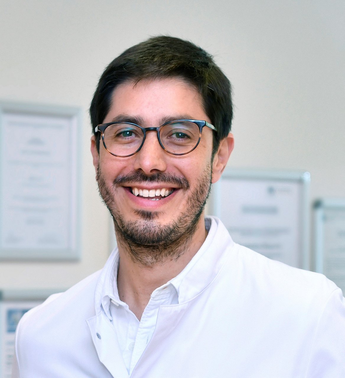 Helios Universitätsklinikum Wuppertal: Zertifizierung der Landesfrauenklinik,  Ltd. Oberarzt Felipe Alejandro Corral Montano, 22.09.2021