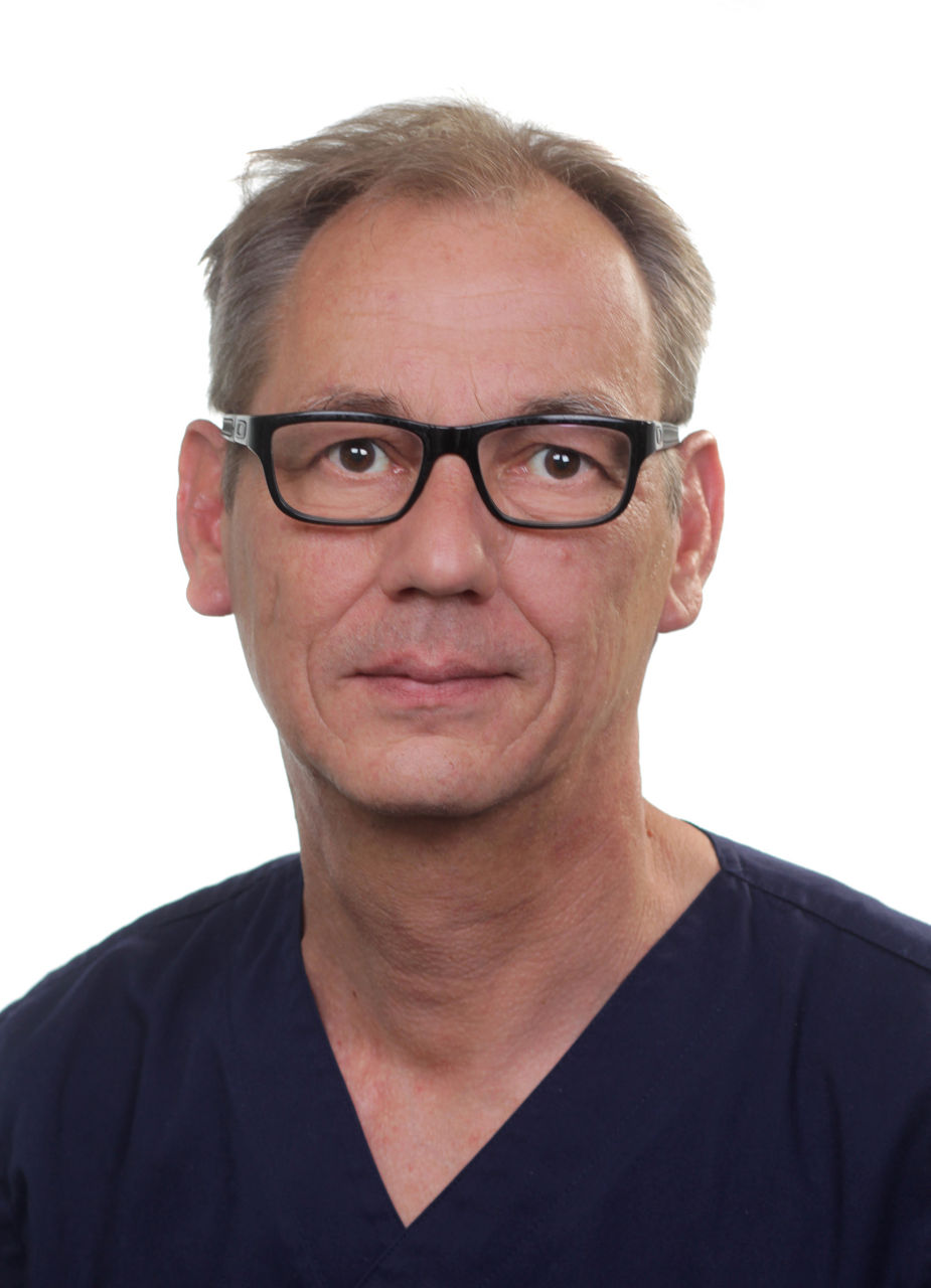 PD Dr. med. Dr. med. dent. HansChristian Jacobsen