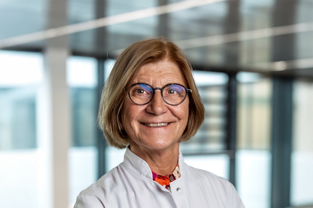Prof. Dr. med. Annette Fisseler-Eckhoff ,Chefärztin des Instituts für Pathologie und Zytologie