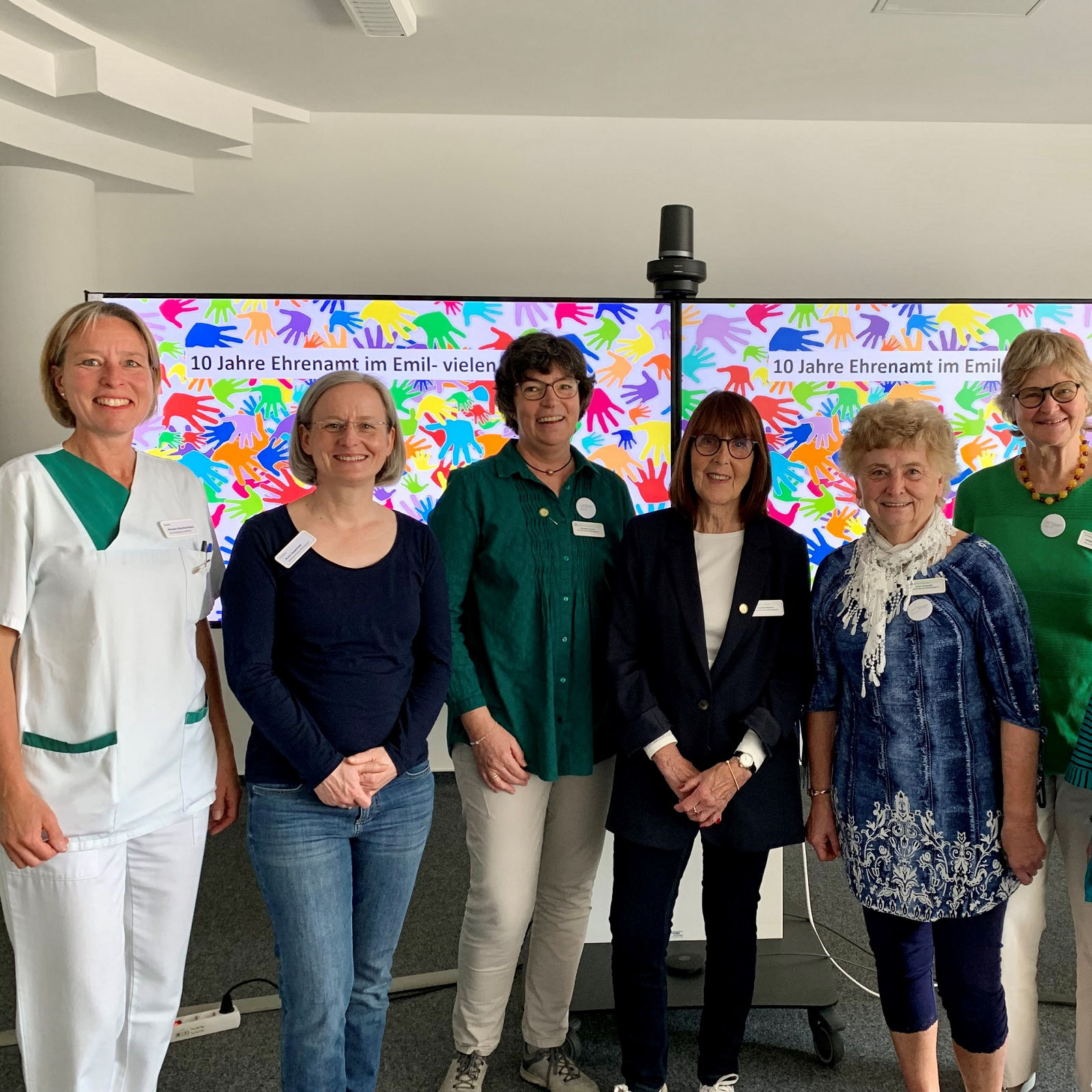 Grüne Damen: Gruppenfoto