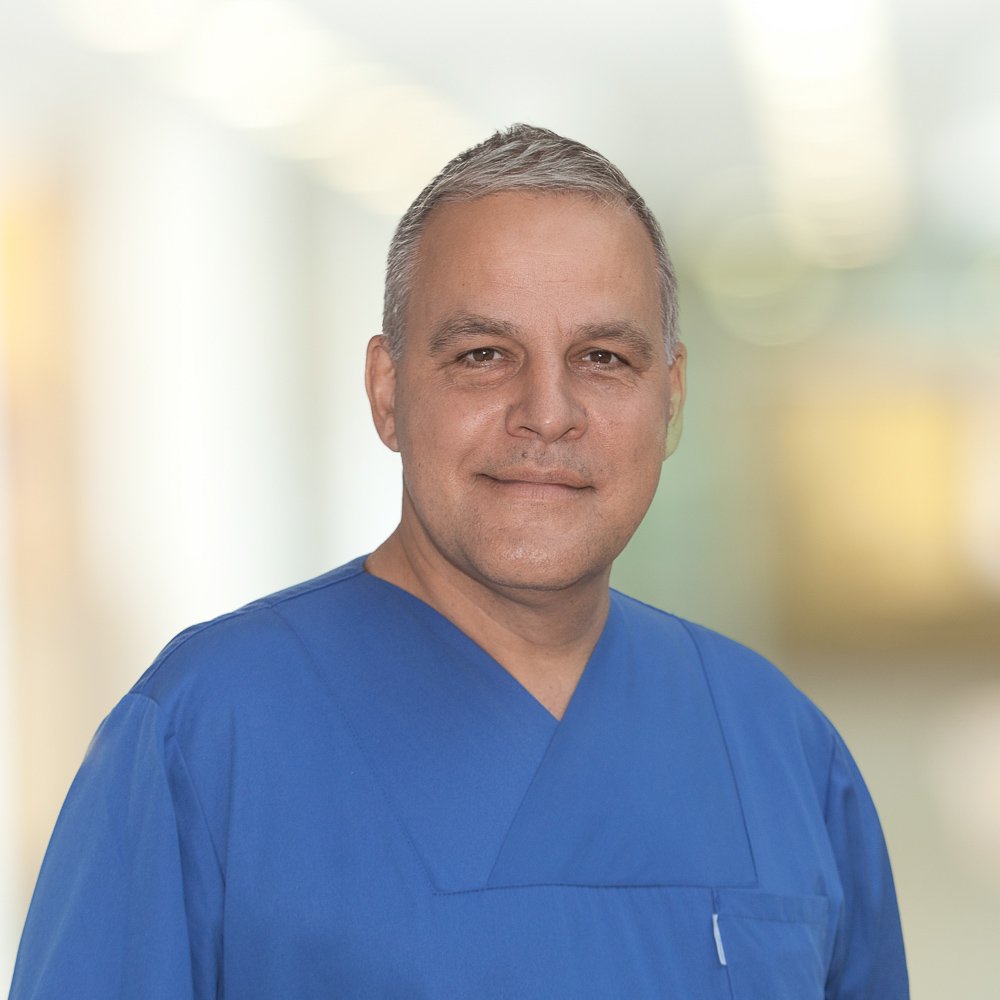 Chefarzt Urologie | Kinderurologie | Hauptoperateuer DaVinci XI