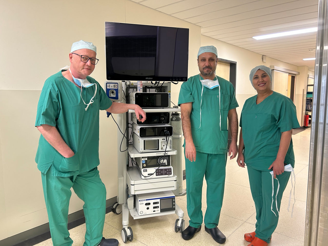 Hightech gegen Gebärmutterkrebs:  Helios Klinik Helmstedt startet modernes ICG-Sentinel-Verfahren