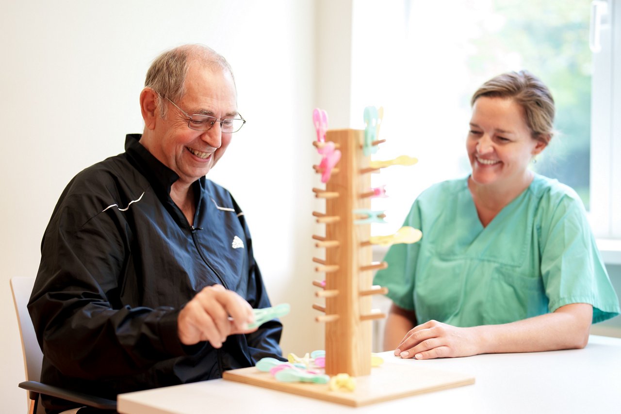 Physiotherapie in der geriatrischen Abteilung  