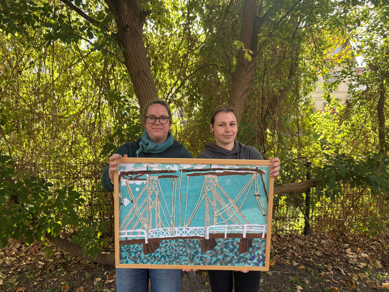 Jugendliche Patienten gestalten preisgekröntes Postkartenmotiv