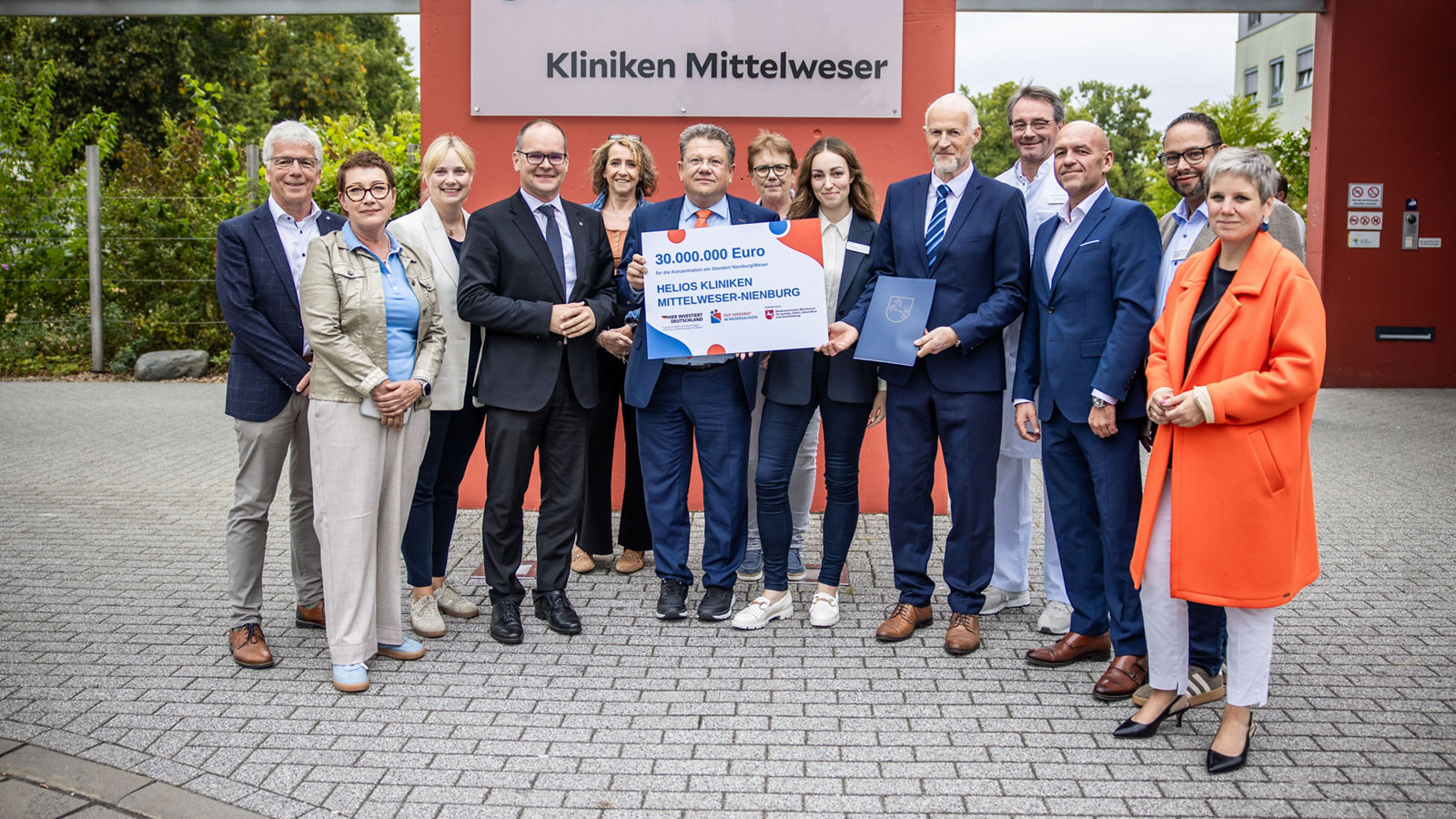 Startschuss für Klinikumbau: Helios Kliniken Mittelweser schaffen leistungsfähiges Versorgungsangebot und kurze Wege für Patienten
