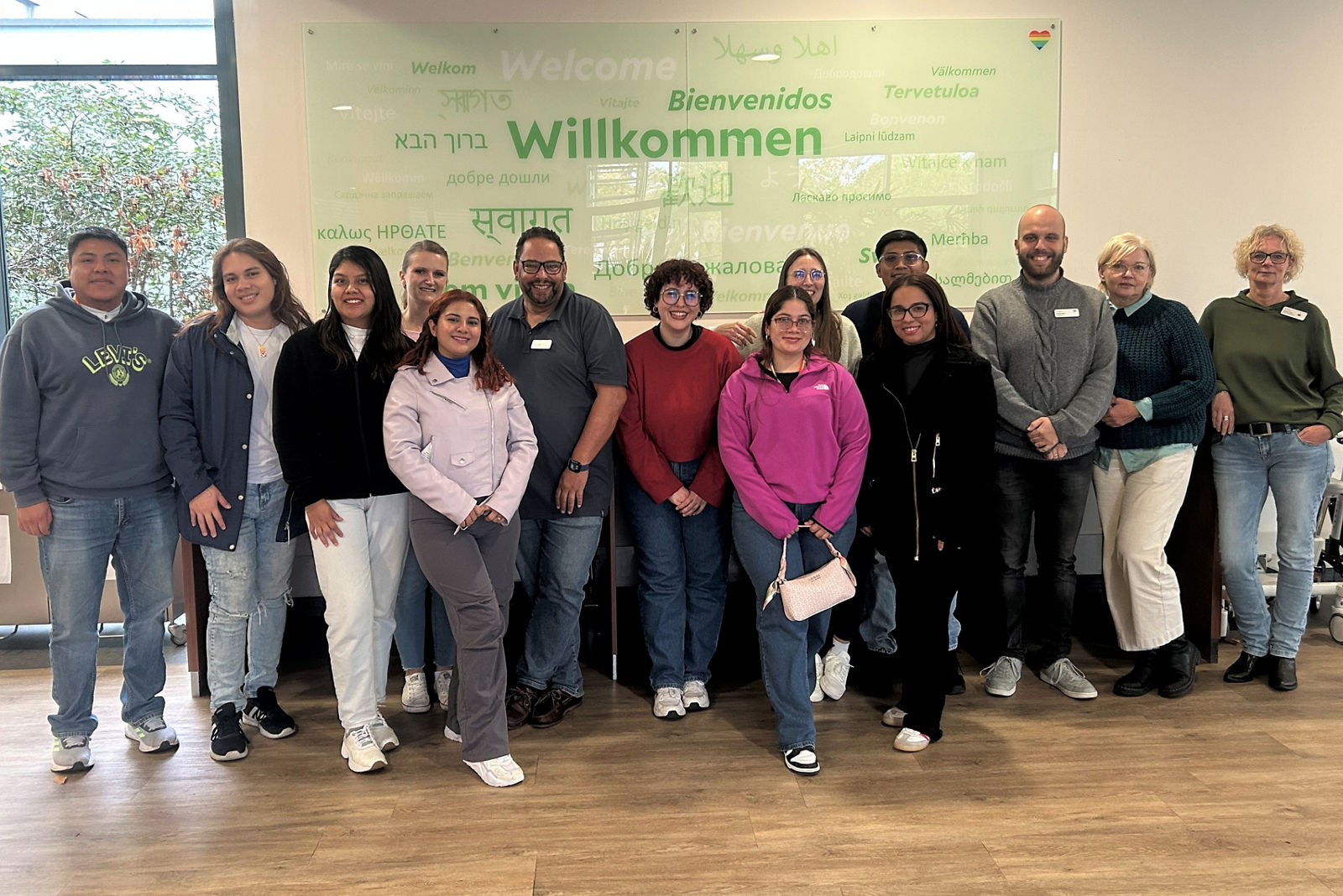 Begrüßung von acht mexikanischen Pflegekräften an den Helios Kliniken Mittelweser