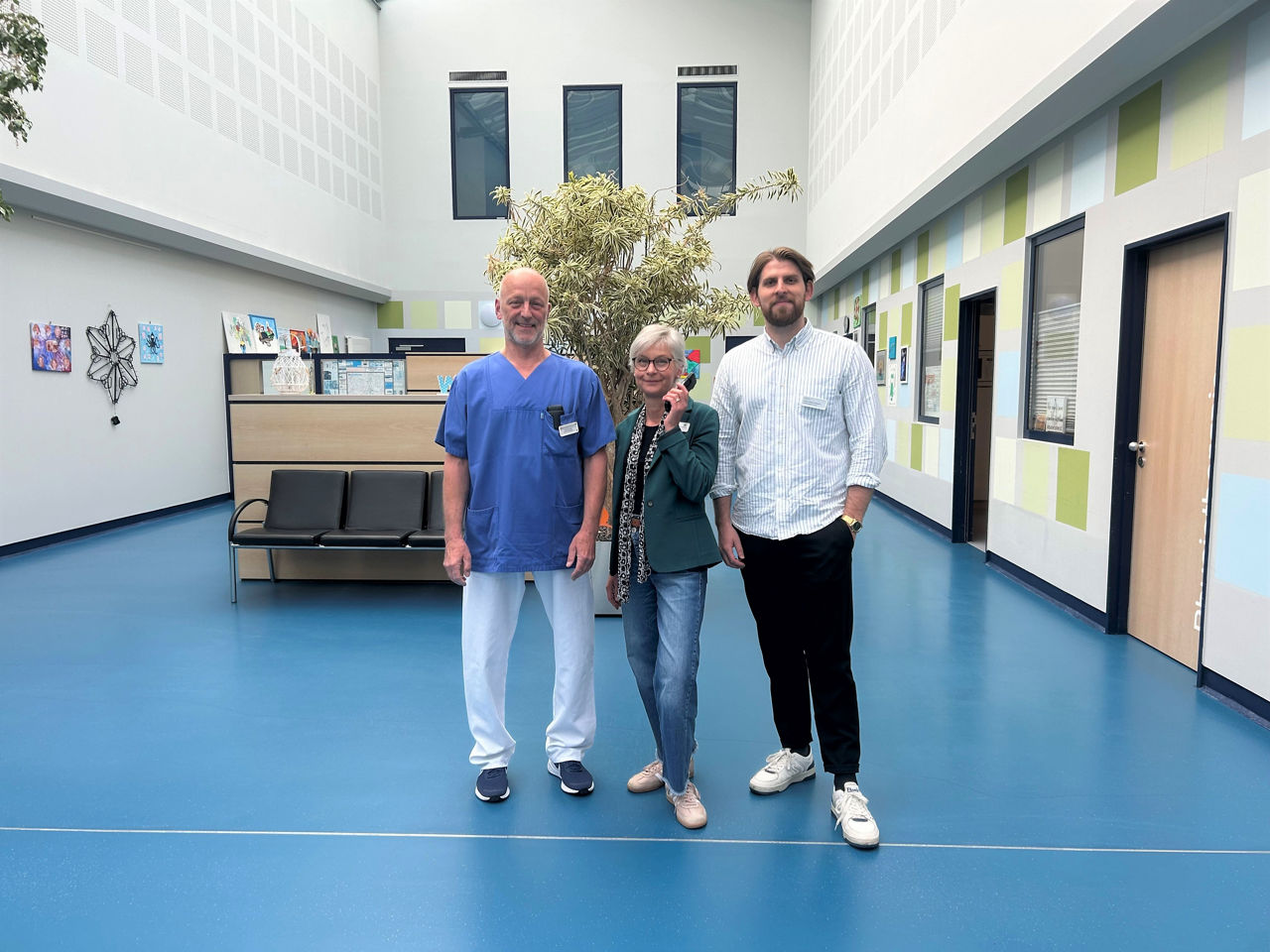 Bundesweiter Aktionstag gegen den Schmerz am 3. Juni 2025: Helios Schmerzklinik in Stolzenau beteiligt sich an Hotline-Aktion