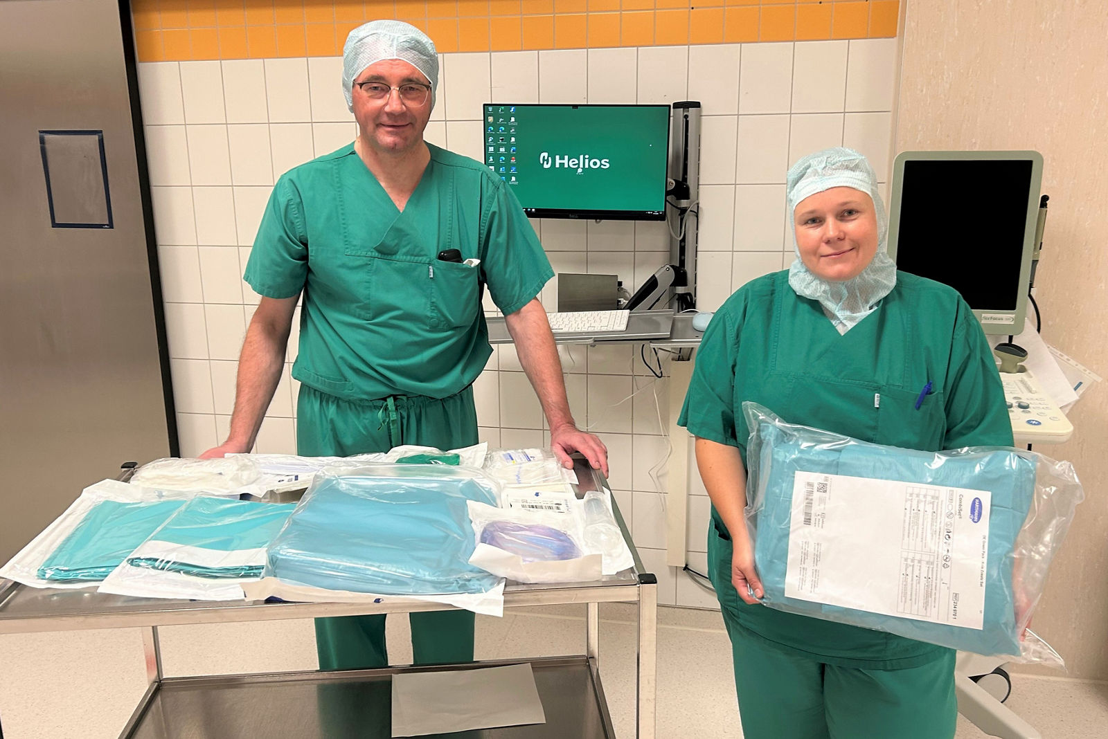 Ein Paket statt zwölf: Greenpacks für Abfallreduzierung und Infektionsschutz im OP