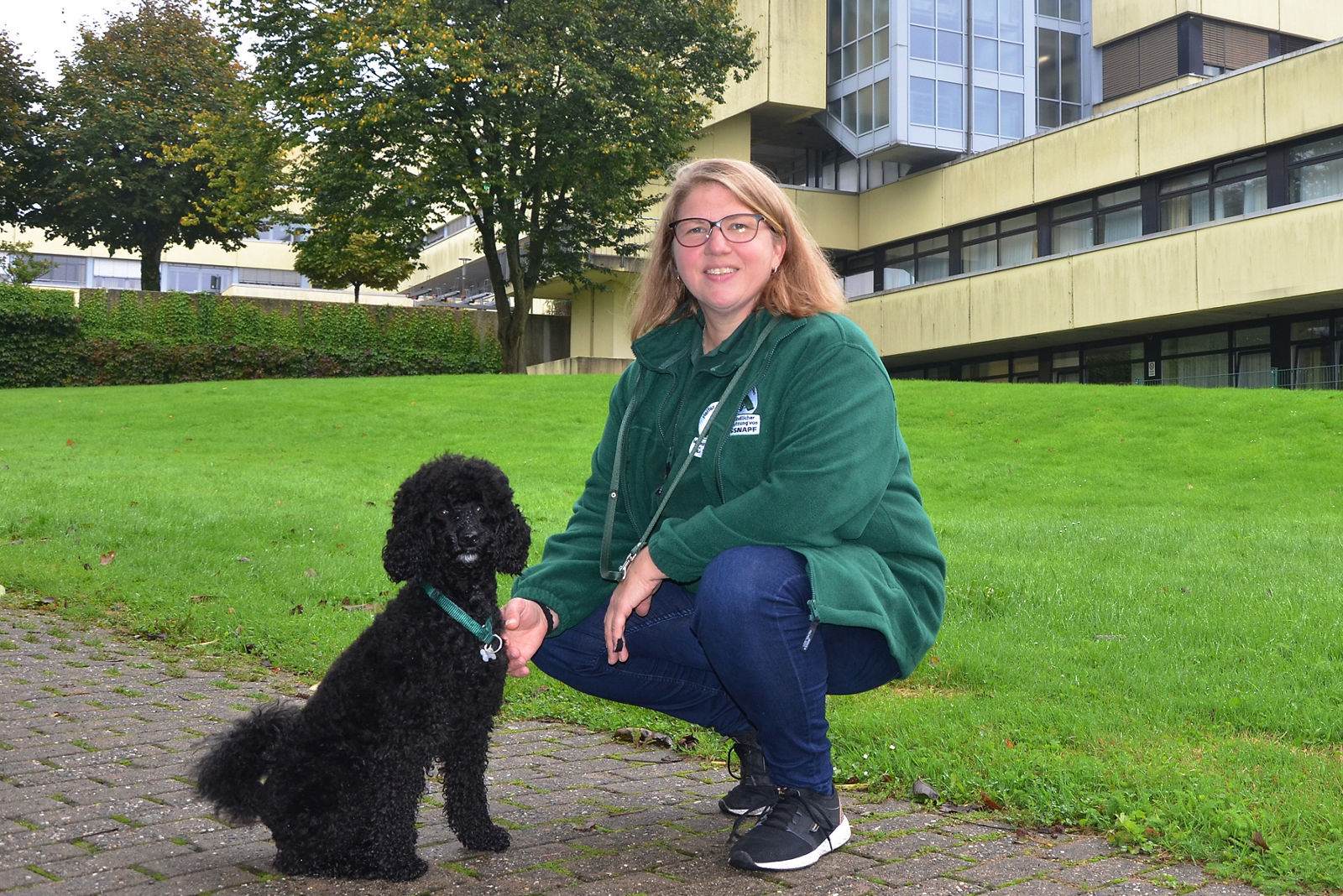 Margo und Jasmin Schüßler - ein starkes Team: Vier Pfoten ehrenamtlich engagiert