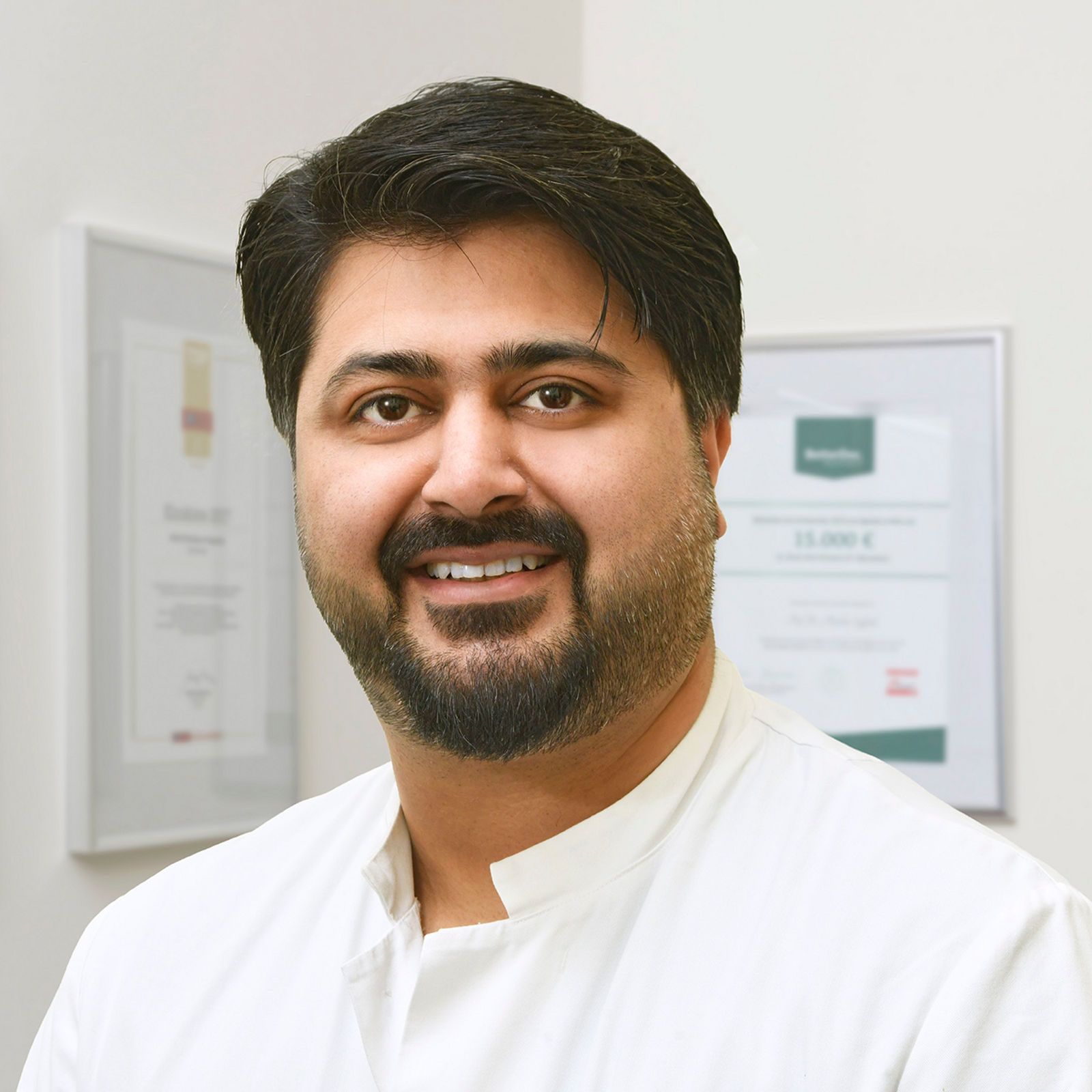 Dr. med. Arslan Iftikhar