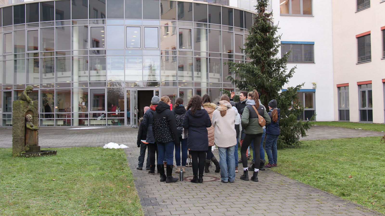 Kurrende und Jugendkantorei singen für Patienten