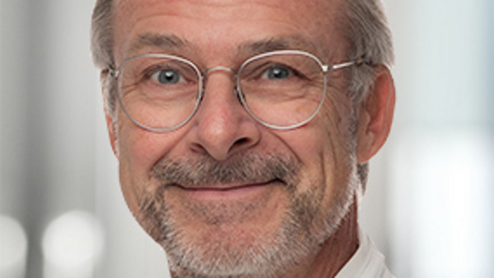Patientenvortrag in der Helios Klinik Wesermarsch: „Wenn das Knie schmerzt – moderne Therapien bei Gelenkerkrankungen“