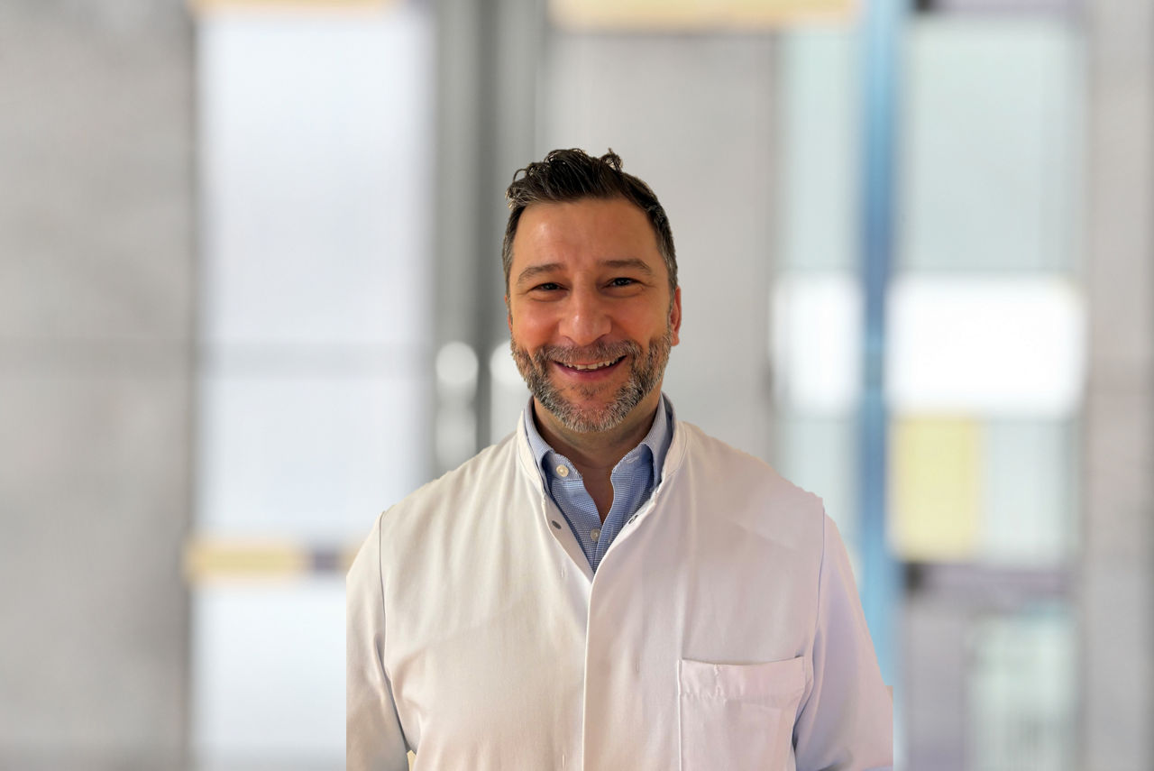 Starke Urologie mit Dr. Tanovic in Nordenham: Helios Klinik Wesermarsch lädt Bürgerinnen und Bürger zum Patientenvortrag ein