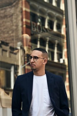  Assistant manager Giancarlo Gagliano