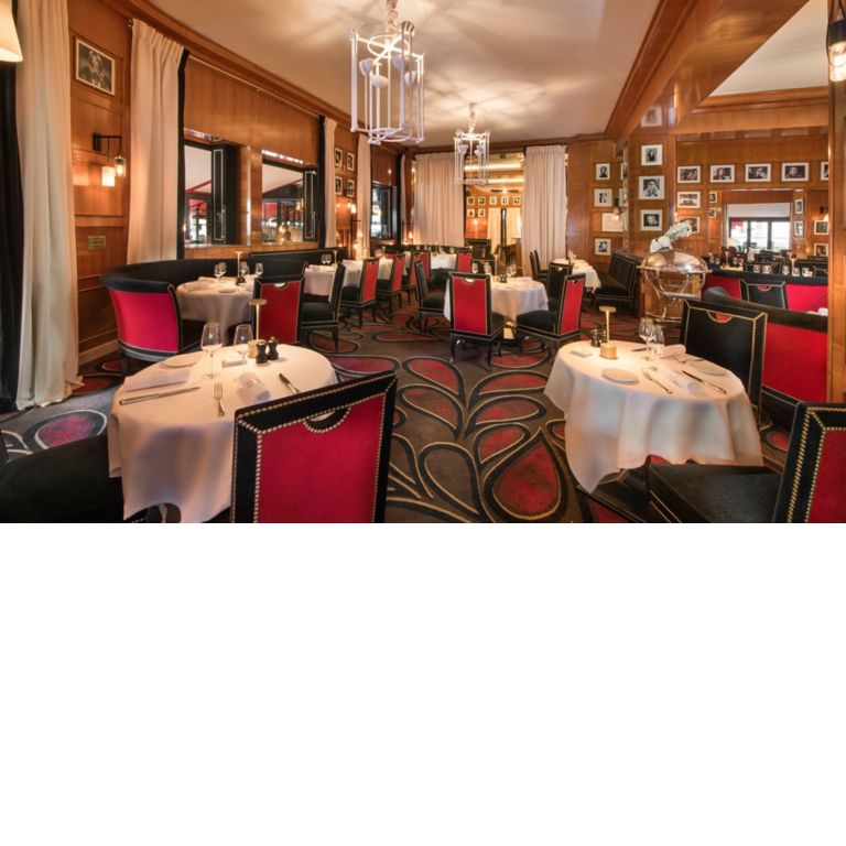 The Restaurant in the Hotel Barriere Le Fouquetes in Paris at night