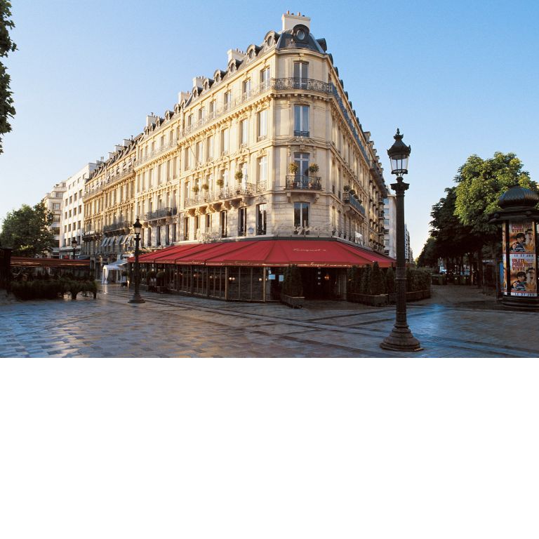 Hotel Barriere Le Fouquetes in Paris
