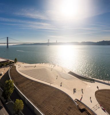 Façade du musée d’art, d’architecture et de technologie
