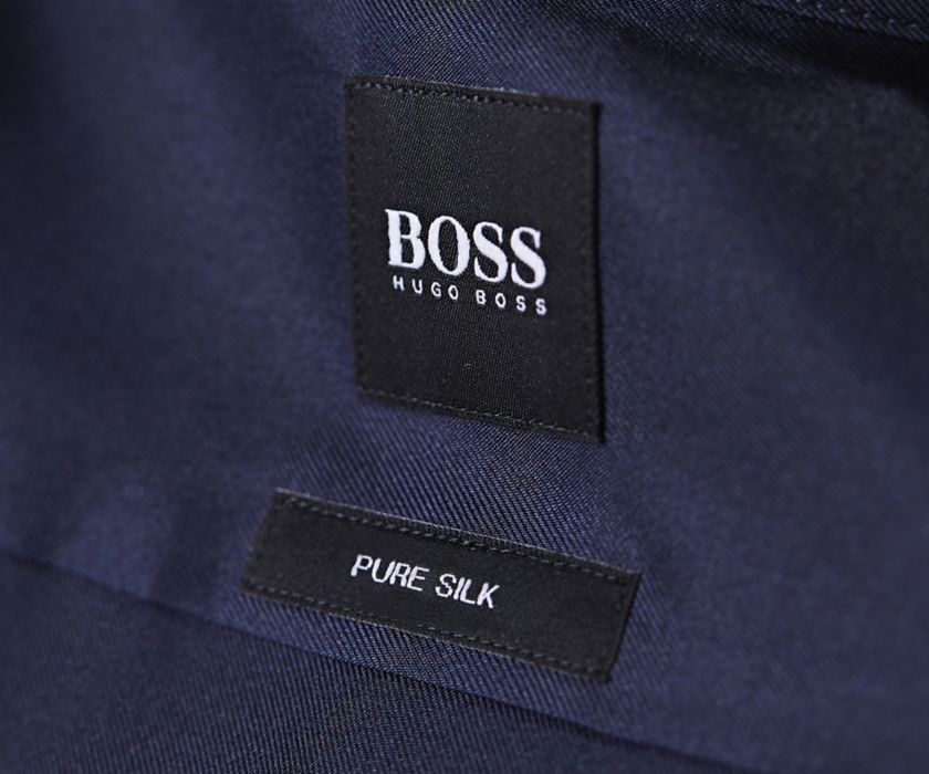Etiqueta de pura seda BOSS