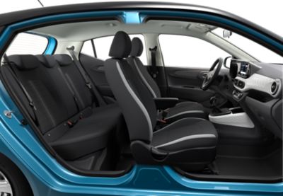 The heated front seats inside of the Hyundai i10.