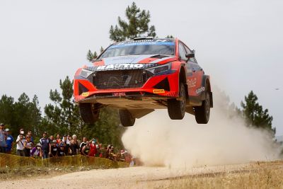 Hyundai i20 R5 participating in a rally.