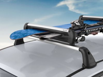 Genuine Accessories ski and snowboard carrier for the Hyundai i30 Wagon.