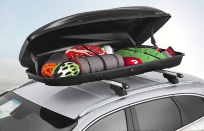 Genuine Accessories roof box for the Hyundai i30 Wagon.