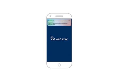 Schermata app Hyundai Bluelink con notifica di allarme
