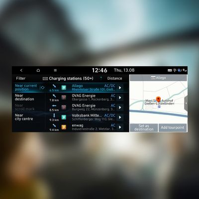Immagine navigatore Hyundai per la ricerca di stazioni di ricarica e di rifornimento  