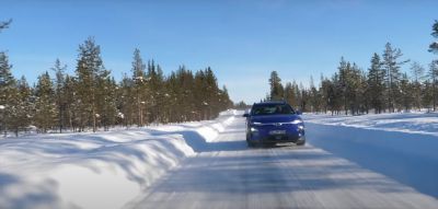 Hyundai su strada innevata