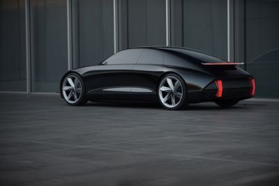 Hyundai Prophecy Concept EV, shown from the side.