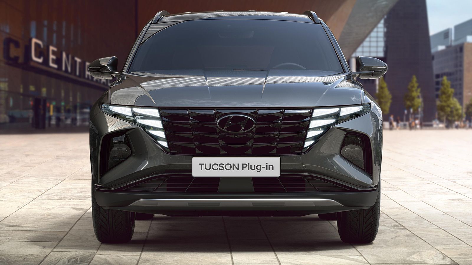 Hyundai TUCSON Plug-in Hybrid in Amazon Gray Metallic front view