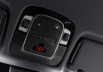 Close-up van de eCall-knop in de Hyundai TUCSON.